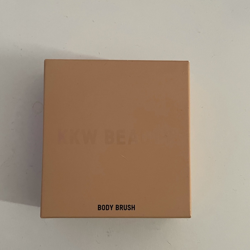 KKW Body Brush